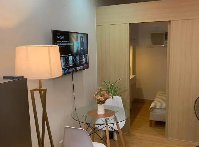 Trees Residences Aparthotel Manila